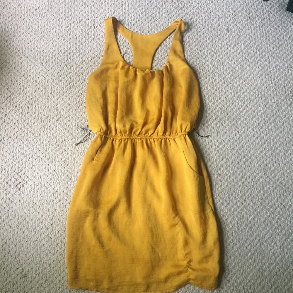 Dress - Picture 2 of 3